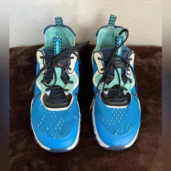 Nike react Vision shoes - Picture 2 of 7